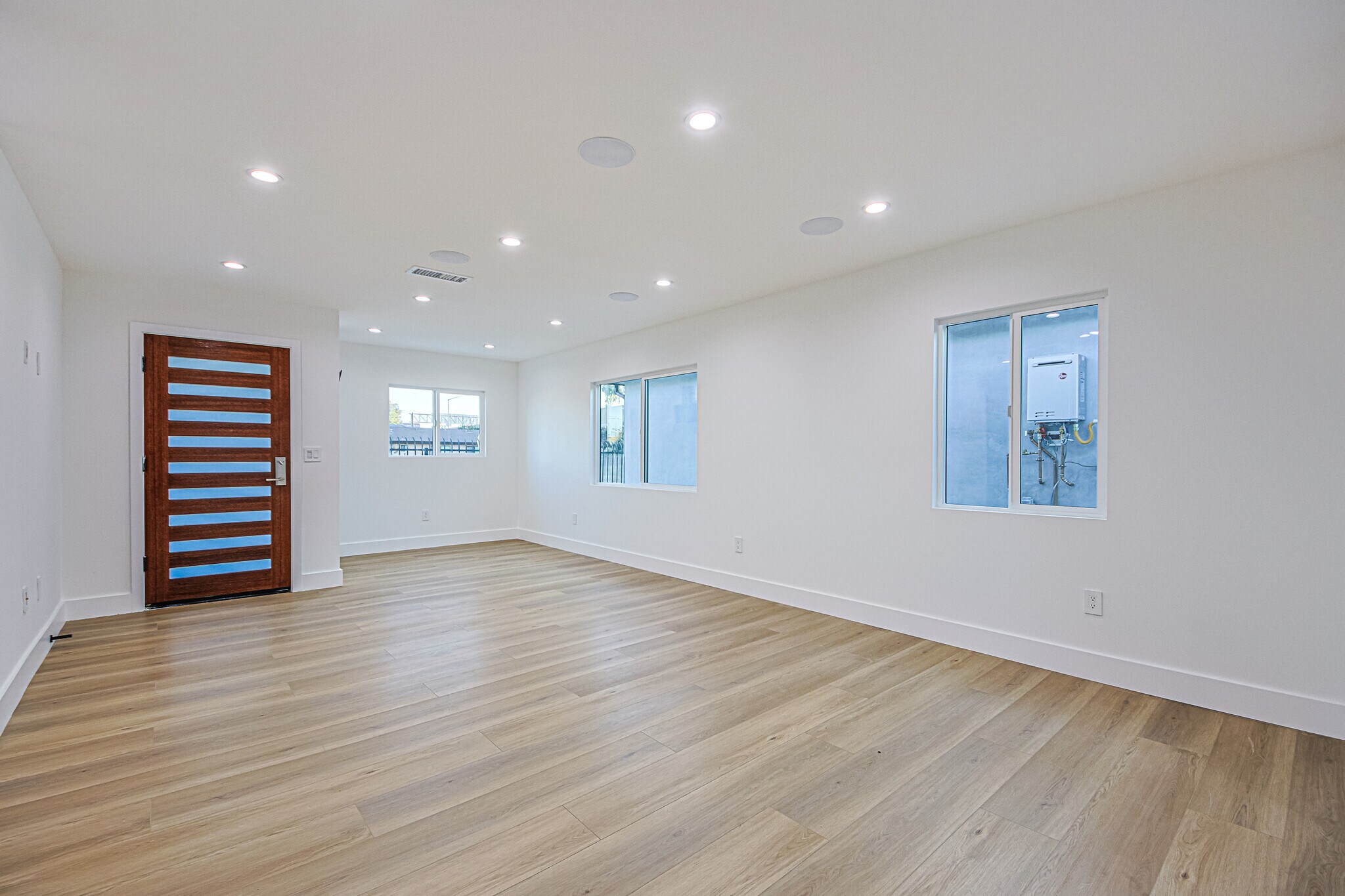 Building Photo - 4573 Triggs St