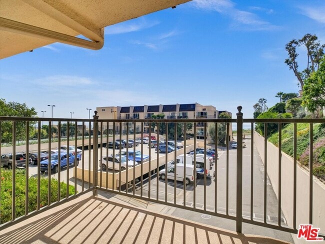 Building Photo - 23901 Civic Center Way