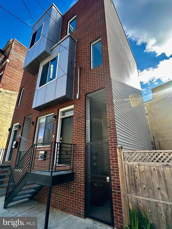 Building Photo - 2008 S College Ave