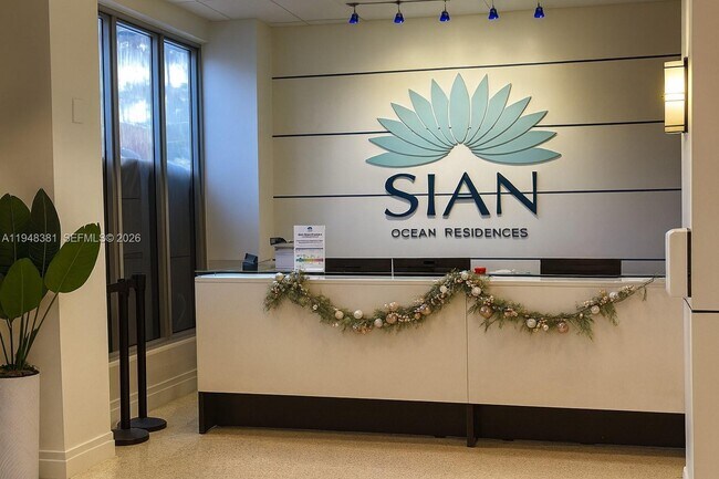 Building Photo - 4001 S Ocean Dr