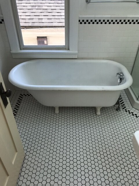 Building Photo - Ravenna Home