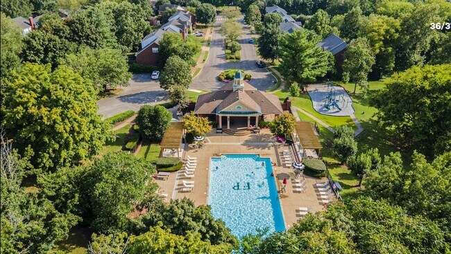 Building Photo - 111 Tyne Dr