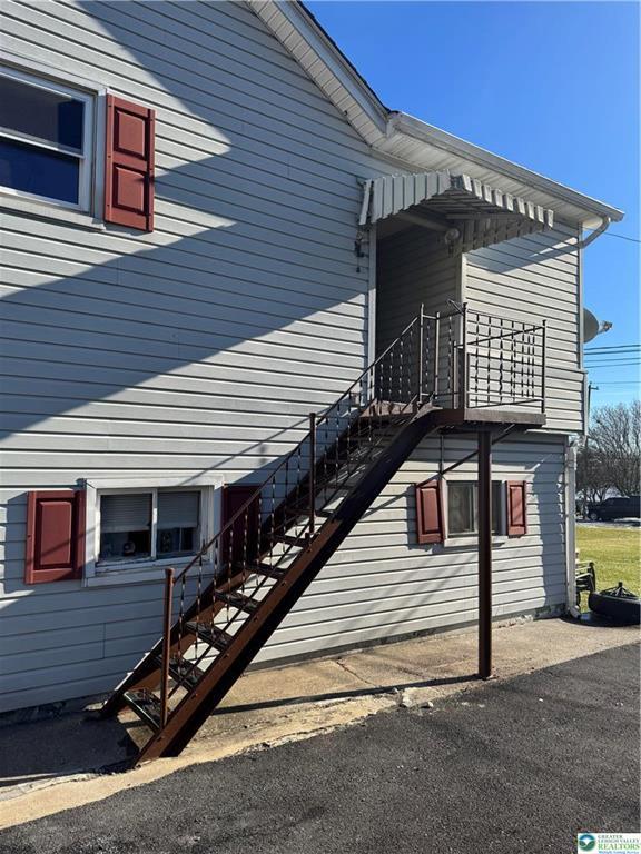 Building Photo - 516 Heckman Ave