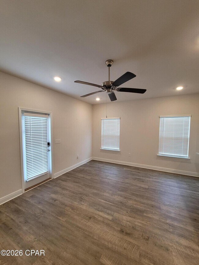 Building Photo - 1637 Caleigh Ct