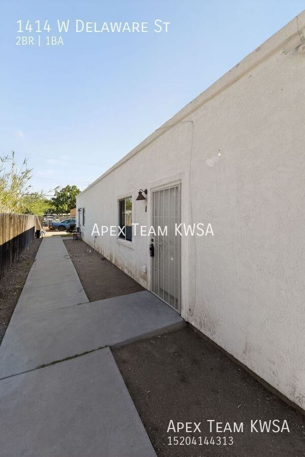 Building Photo - 1414 W Delaware St