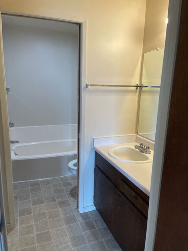 WEST6244 6244 Westside Rd Redding CA 96001 Apartment Finder