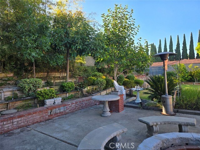 Building Photo - 2125 Camino La Vista