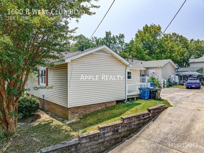 Building Photo - 1600 W Club Blvd