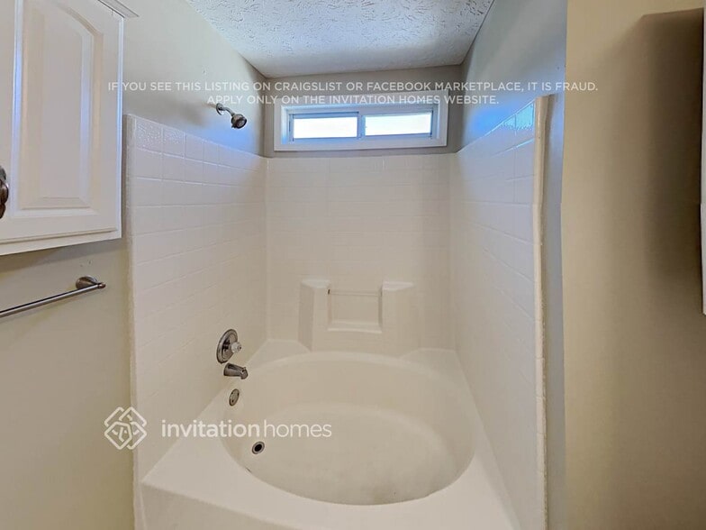 Building Photo - 240 Windcroft Cir NW