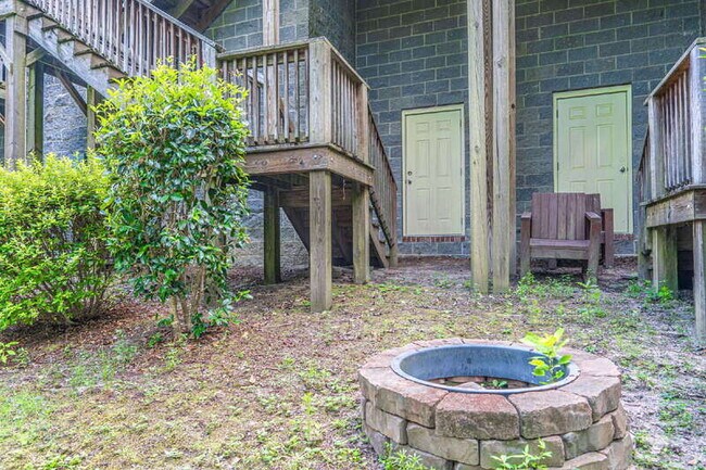 Building Photo - 74 Cypress Cir