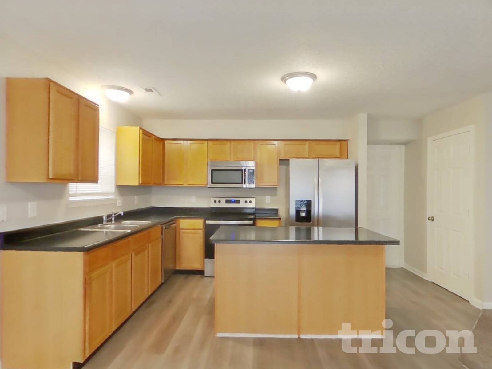 Building Photo - 594 Sun Ridge Blvd