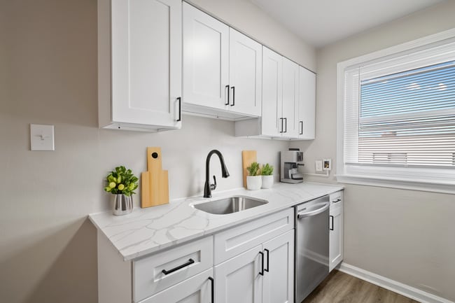 Building Photo - Winchester Walk