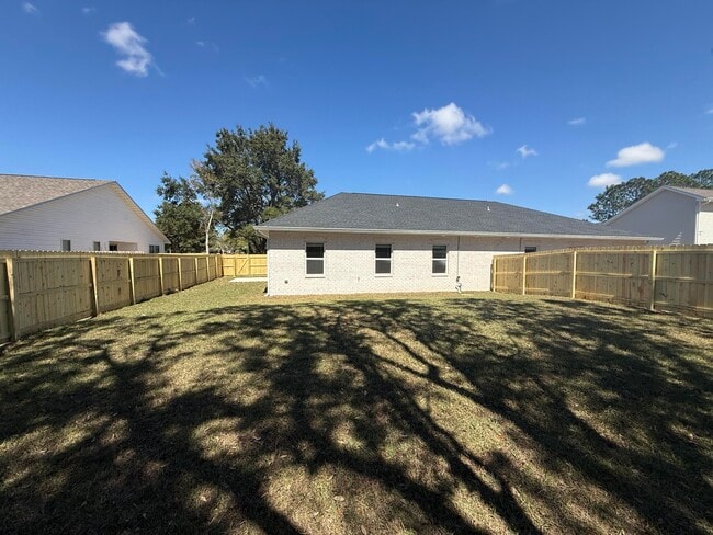 Building Photo - 6635 Water St