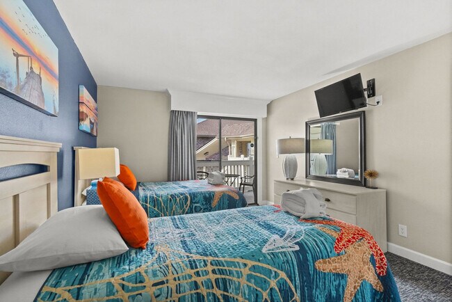 Building Photo - 2805B N Ocean Blvd