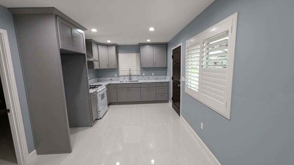 Building Photo - 17710 Santa Elena St