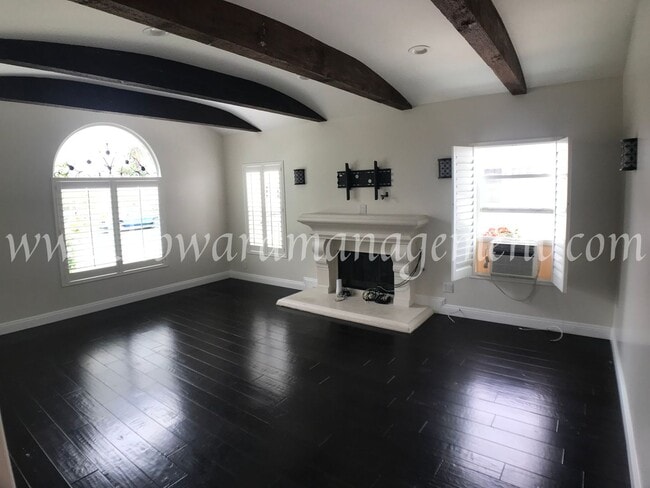 Building Photo - Beautifully remodeled Spanish style home with Granny Flat, Washer & Dryer, Large Backyard!