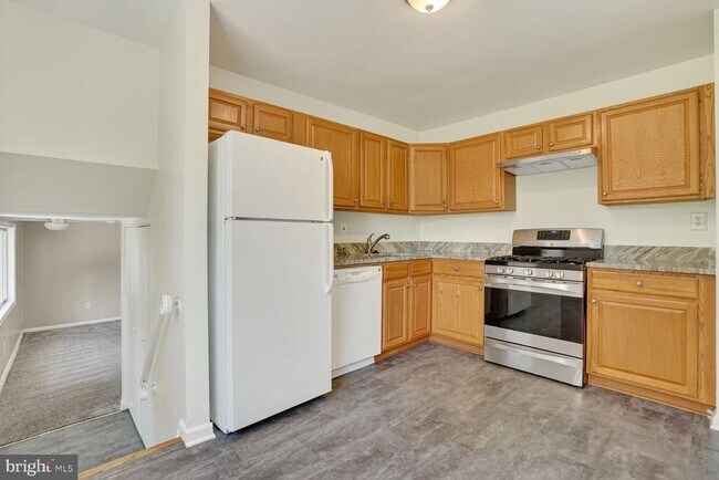 Building Photo - 7720 Loudon Dr