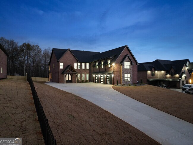 Building Photo - 407 Thunder Rd