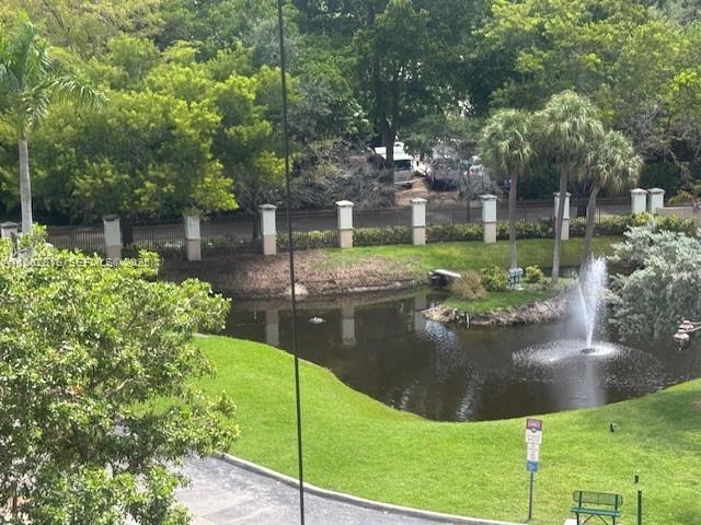 Building Photo - 18181 NE 31st Ct