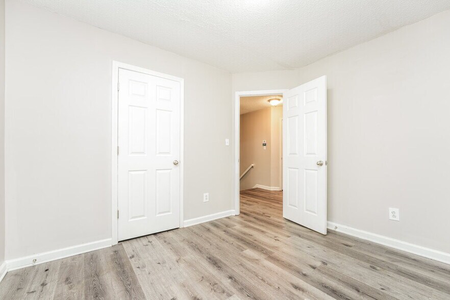 Building Photo - 6783 Mahonia Pl