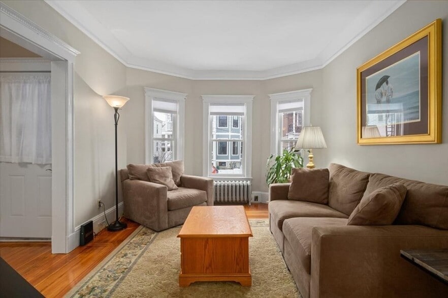 Building Photo - 61 Lowden Ave