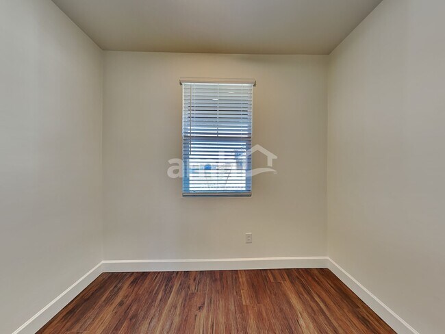 Building Photo - 7507 S Via Bombachas