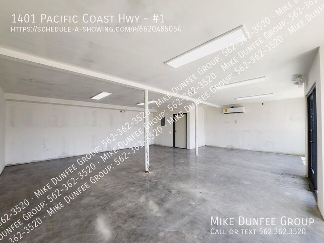 Building Photo - Commercial Storefront (Shell) Space Availa...