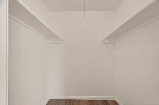 Building Photo - 5550 N Braeswood Blvd