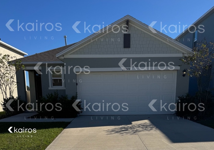 Primary Photo - 32044 Katelin Cir