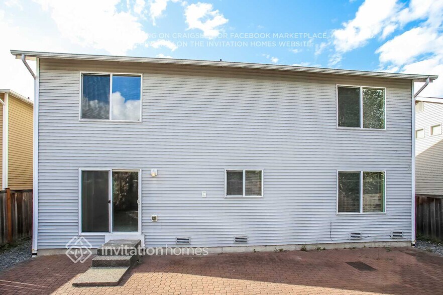Building Photo - 18525 94th Ave E