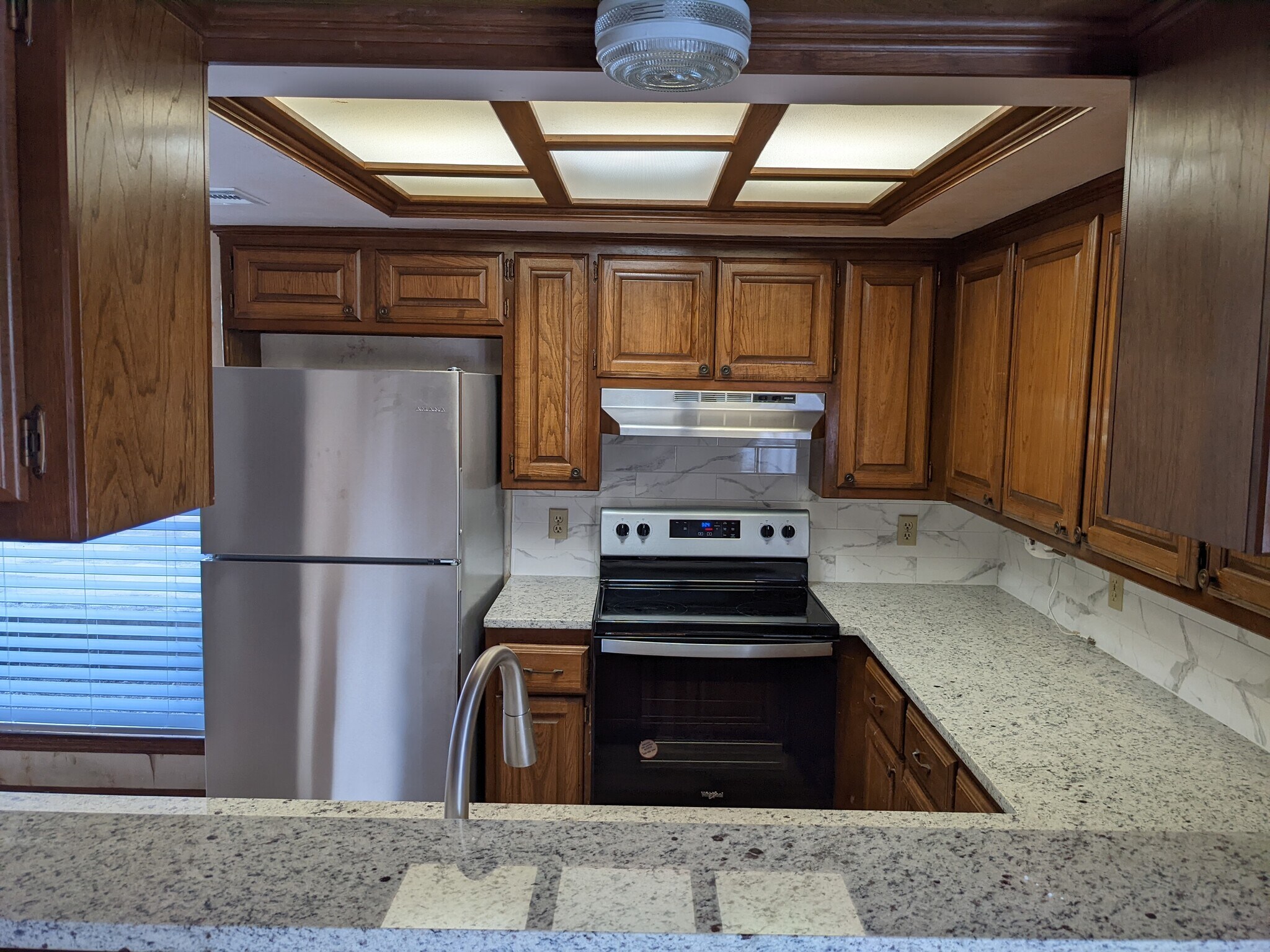 Kitchen - 1616 Julie Plz