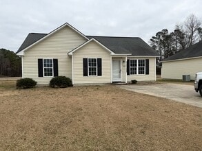 Building Photo - 425 Archer Dr