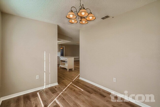 Building Photo - 11391 Salters St