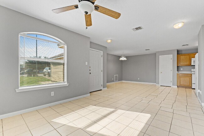 Building Photo - 13002 O'Connor Cove