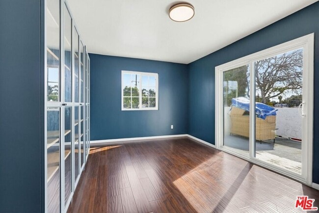 Building Photo - 2200 Easy Ave