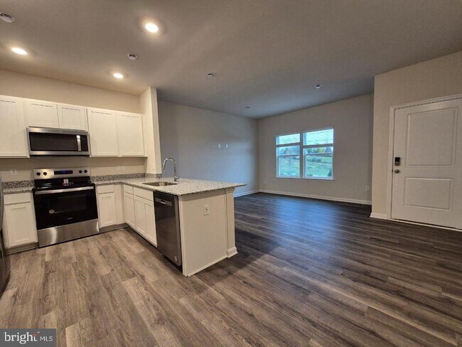 Building Photo - 141 Tigney Dr