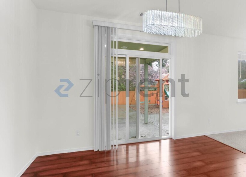 Building Photo - 18507 26th Ave SE