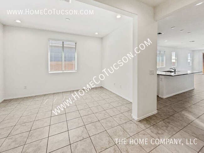 Building Photo - 35030 S Stargazer Ave