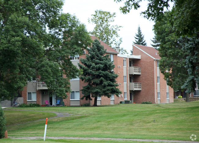 Building Photo - Lake Grace Apartments