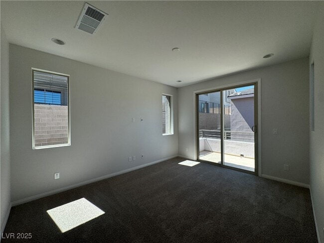 Building Photo - 1823 Passerine St
