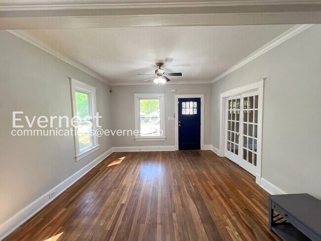 Building Photo - 1489 Faxon Ave