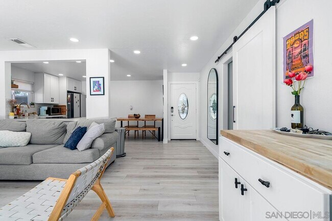 Building Photo - 4838 Mt St Helens Dr