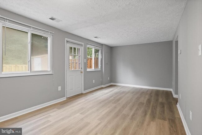 Building Photo - 8353 Fern Leaf Ct