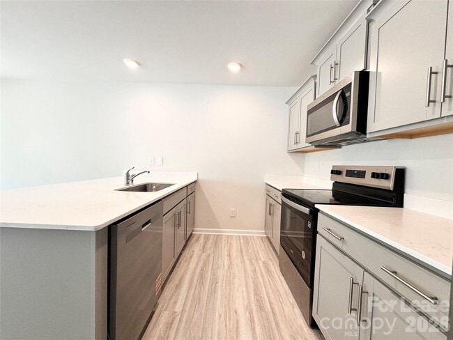 Building Photo - 6131 Faron Wy