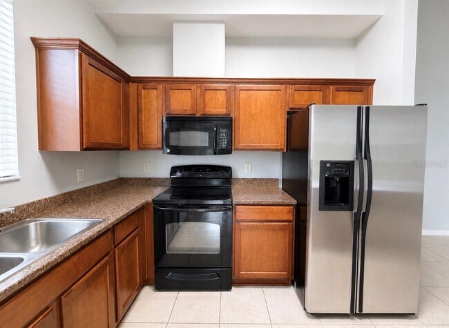 Building Photo - 9630 Baton Rouge Ln