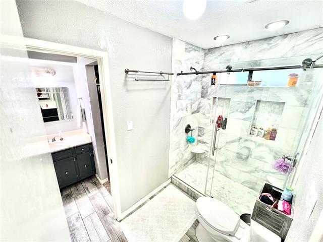 Building Photo - 7812 Woodharbor Dr