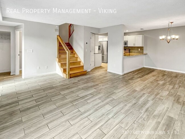 Building Photo - Renovated 2 Bed 1.5 Bath 1 Car Garage! - D...