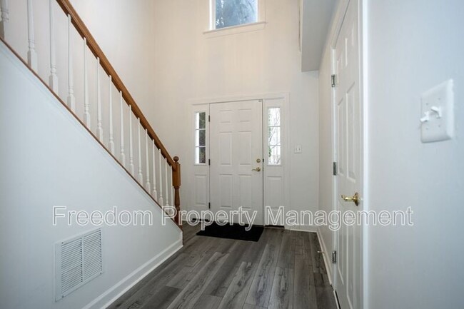 Building Photo - 8150 Rainwater Cir