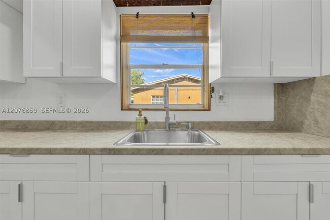 Building Photo - 2422 NW 175th Terrace