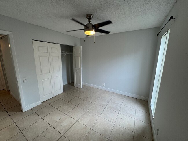 Building Photo - 4529 Treehouse Ln